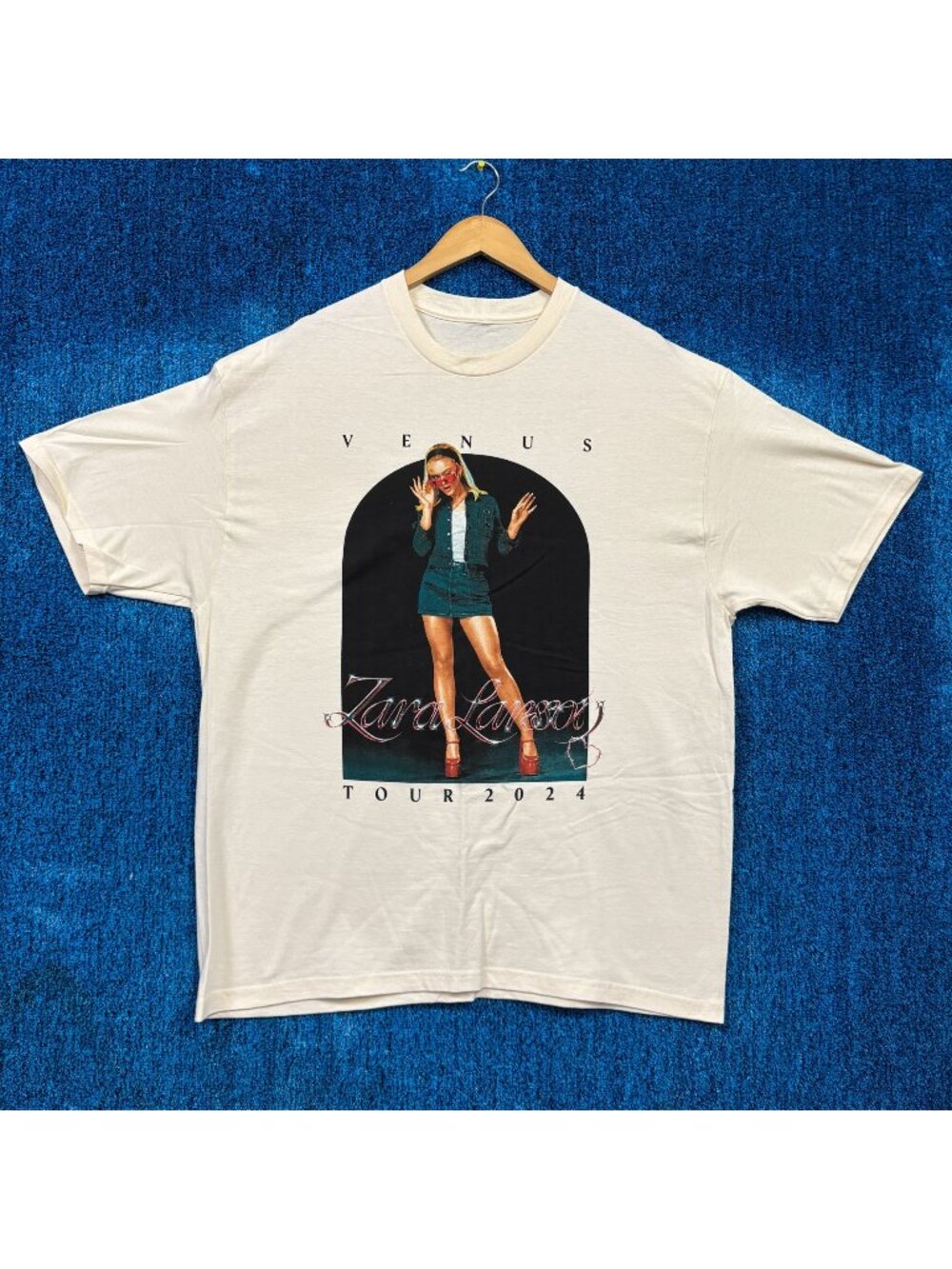 Zara Larson US/CA Tour Beige T-Shirt Size Extra Large